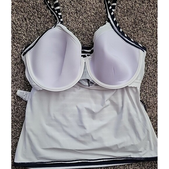 Lands' End Swim Top Navy Striped 16W DD Underwire Wrap Front Tankini 1X S411 - Picture 7 of 8